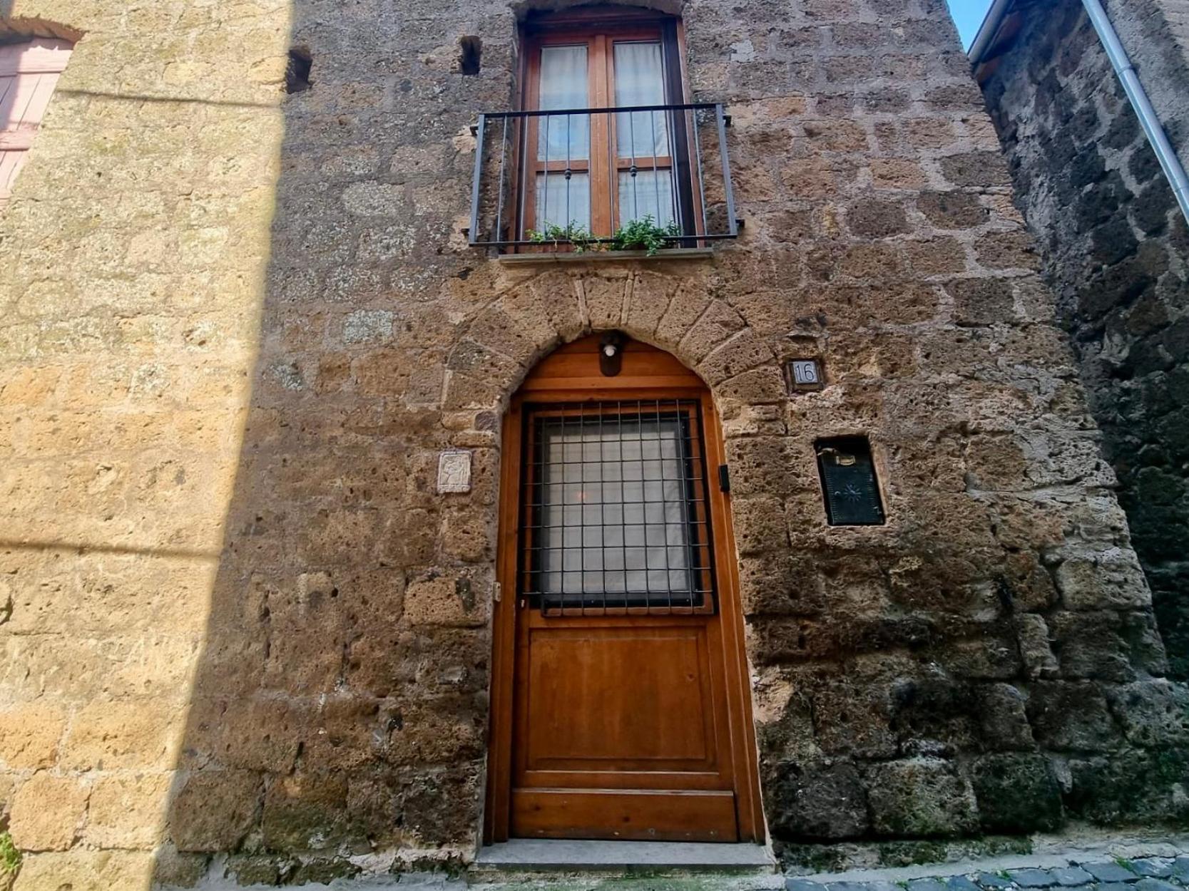 Villa Francigena Maison à Sutri Extérieur photo